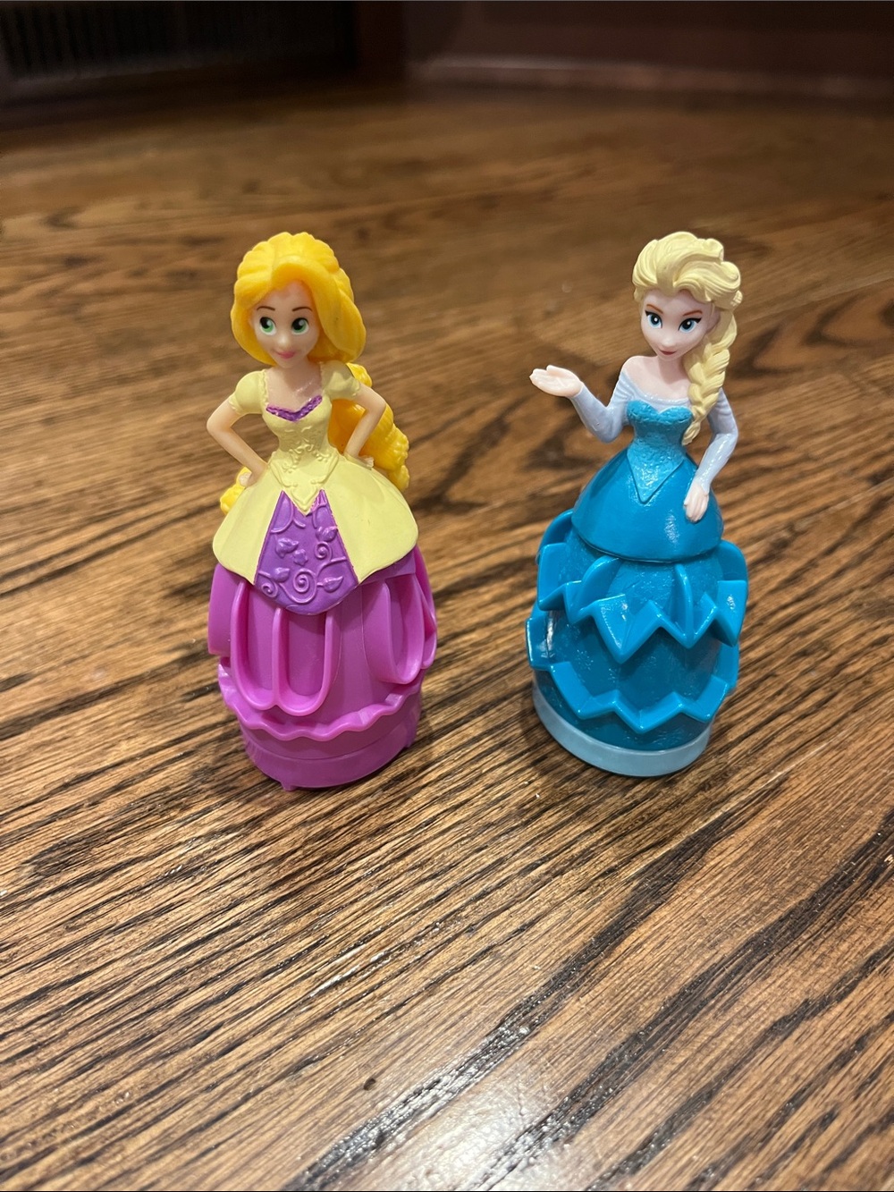 Playdoh Princess Frozen Elsa And Rapunzel Figure Dolls